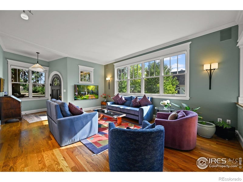 310 W Spruce St, Louisville, CO 80027
