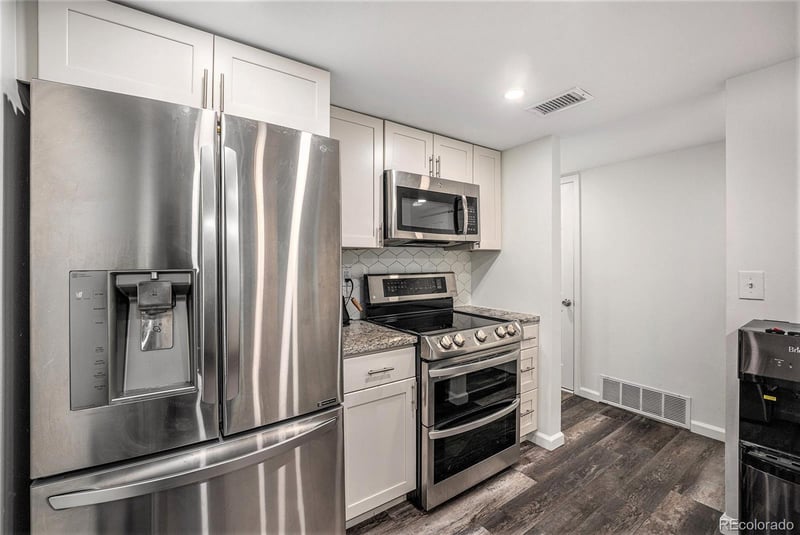 8055 E Colorado Ave #8, Denver, CO 80231