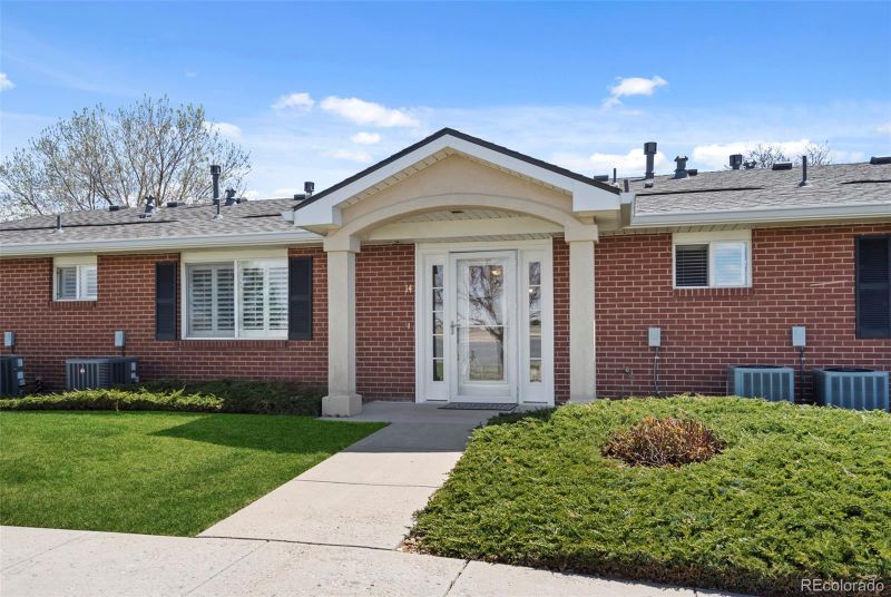 5425 County Road 32 #14, Mead, CO 80504