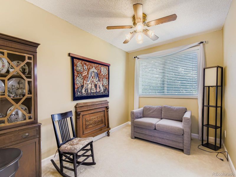 979 Mercury Cir, Lone Tree, CO 80124