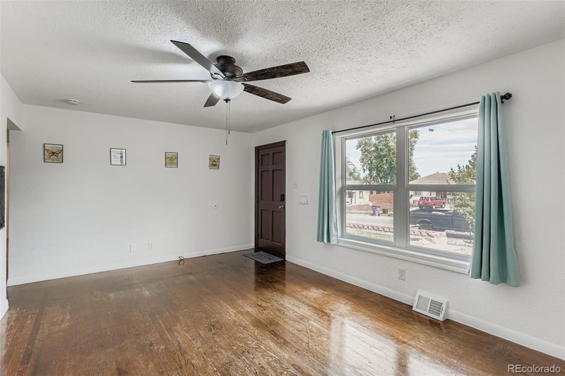 1591 S Zuni St, Denver, CO 80223