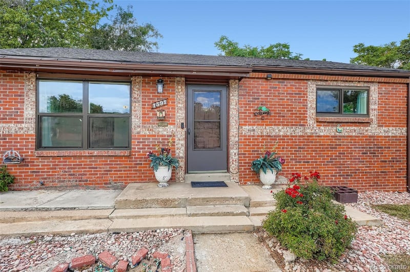 1591 S Zuni St, Denver, CO 80223
