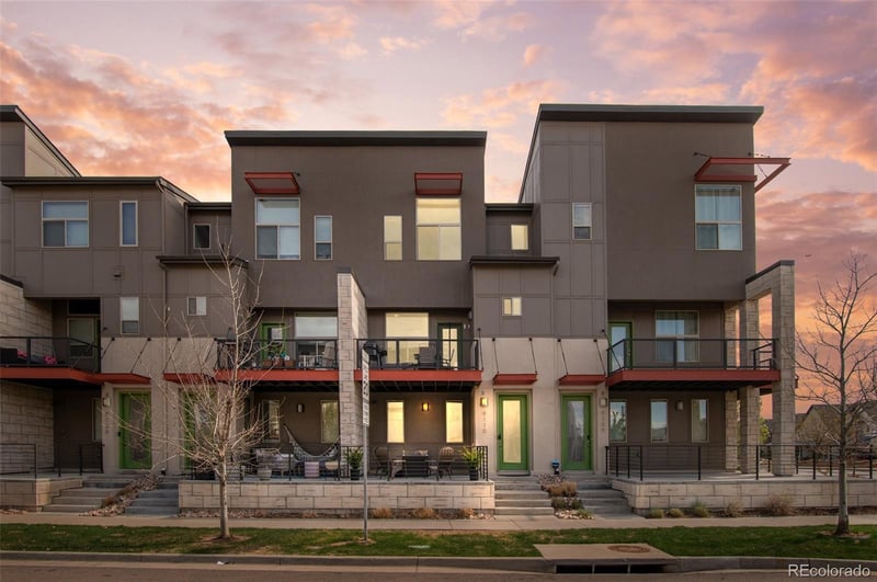 9110 E 52nd Dr, Denver, CO 80238