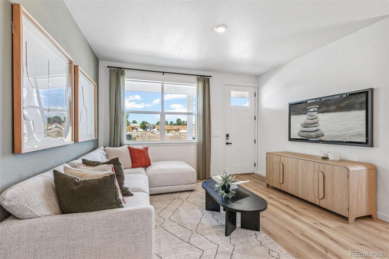 18772 E 99th Ave, Commerce City, CO 80022