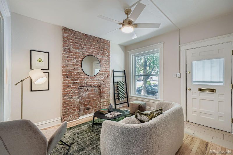 709 27th St, Denver, CO 80205