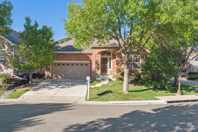 7127 S Versailles St, Aurora, CO 80016