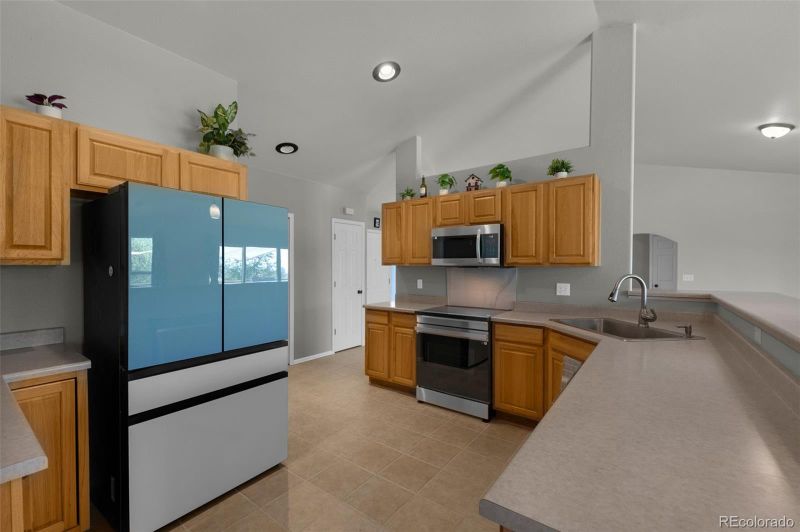 8534 Saddleman Rd, Peyton, CO 80831