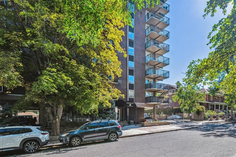 1150 Vine St #902, Denver, CO 80206