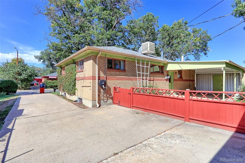 7516 Turner Dr, Denver, CO 80221