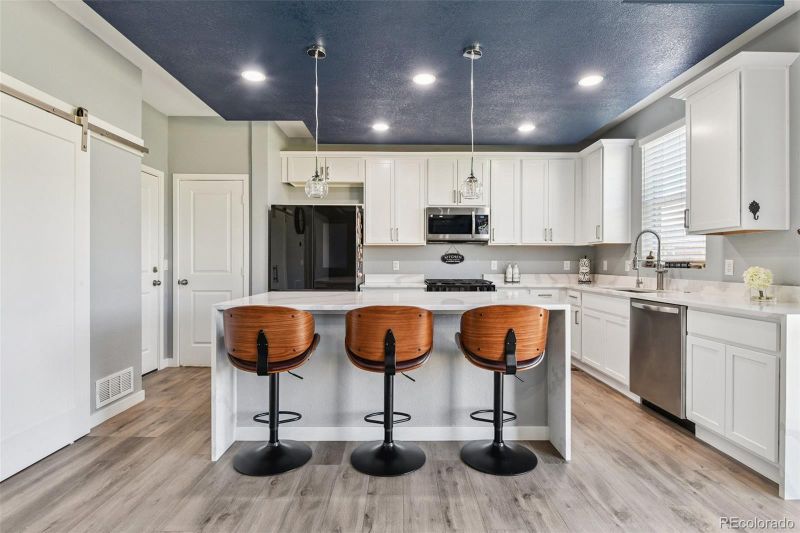 46545 Orchard Dr, Bennett, CO 80102