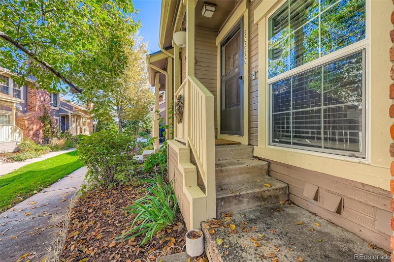 2062 S Helena St #C, Aurora, CO 80013