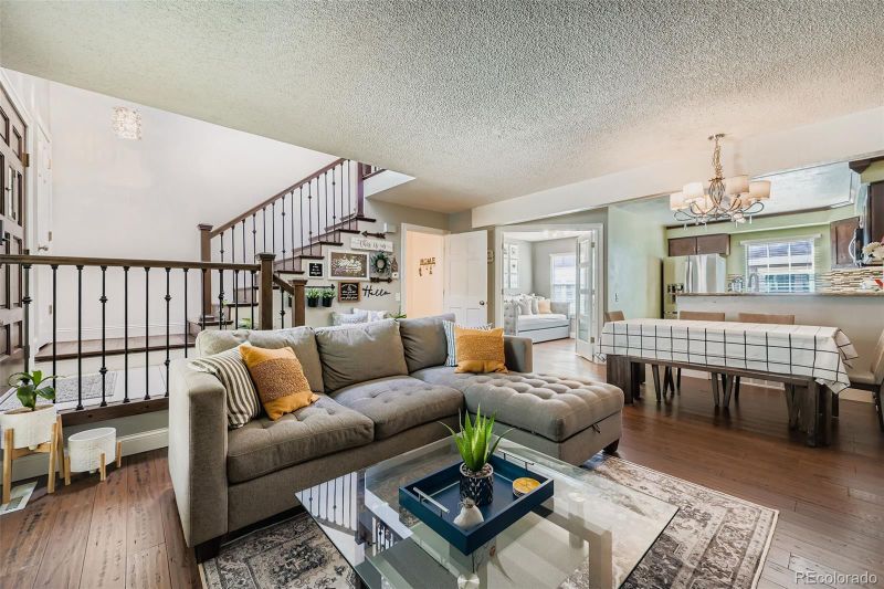 2062 S Helena St #C, Aurora, CO 80013