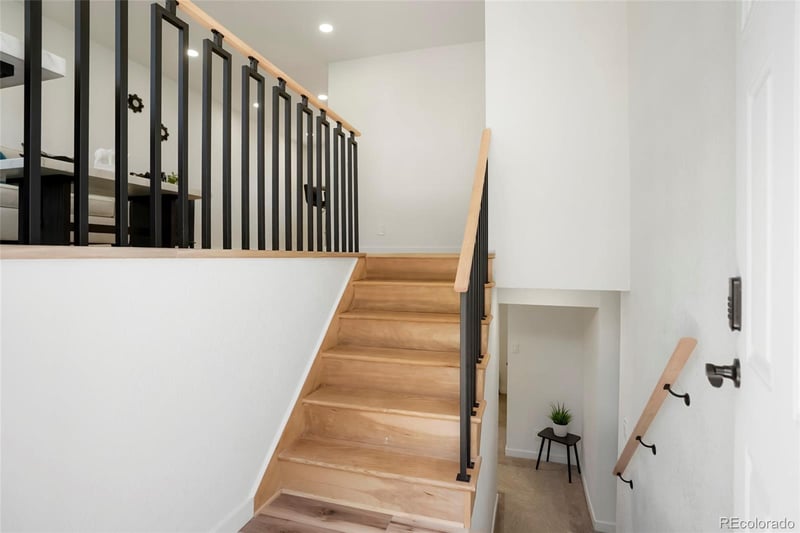 261 Elbert Way, Denver, CO 80221