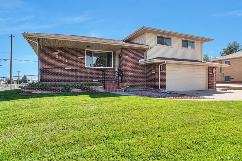 5480 Raritan Way, Denver, CO 80221