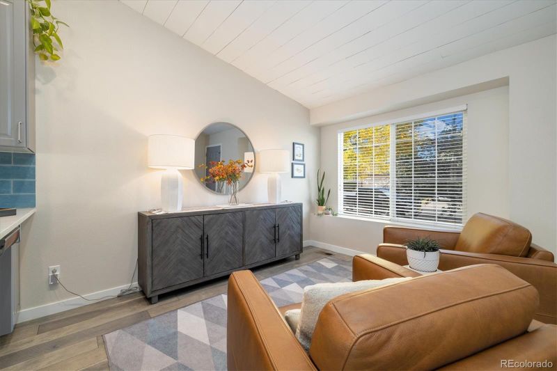 9823 Castle Ridge Cir, Highlands Ranch, CO 80129