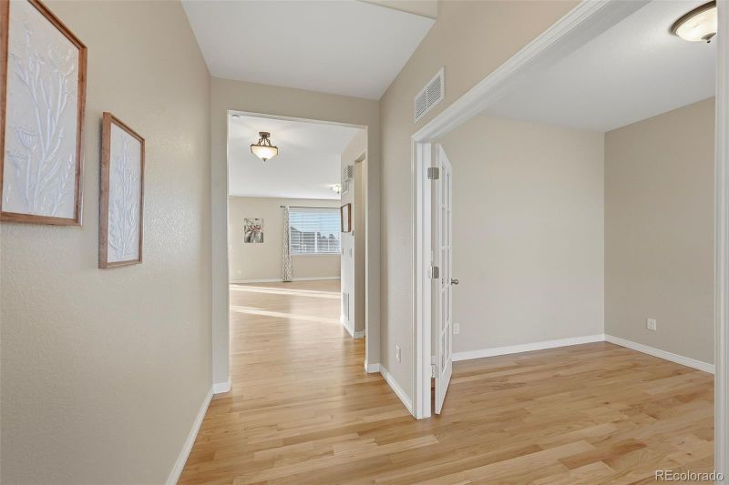 35 N Newcastle Ct, Aurora, CO 80018