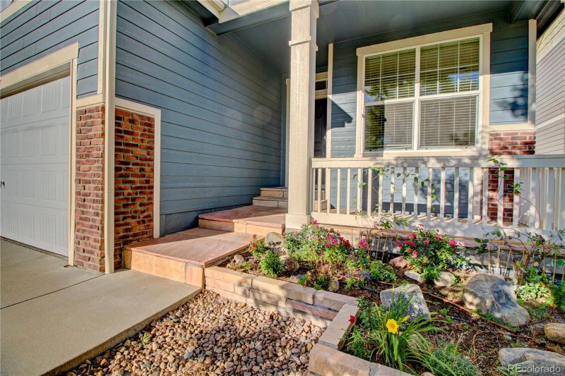 5697 Dunraven St, Golden, CO 80403