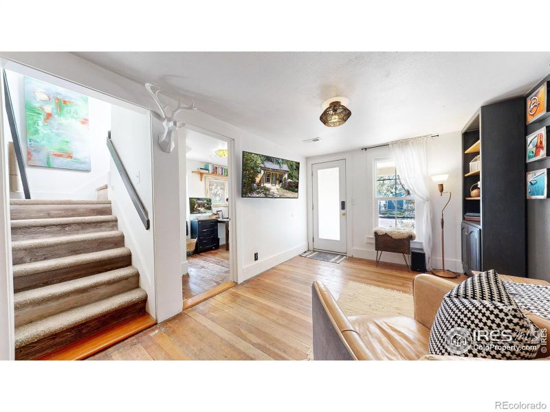 143 W 2nd St, Loveland, CO 80537