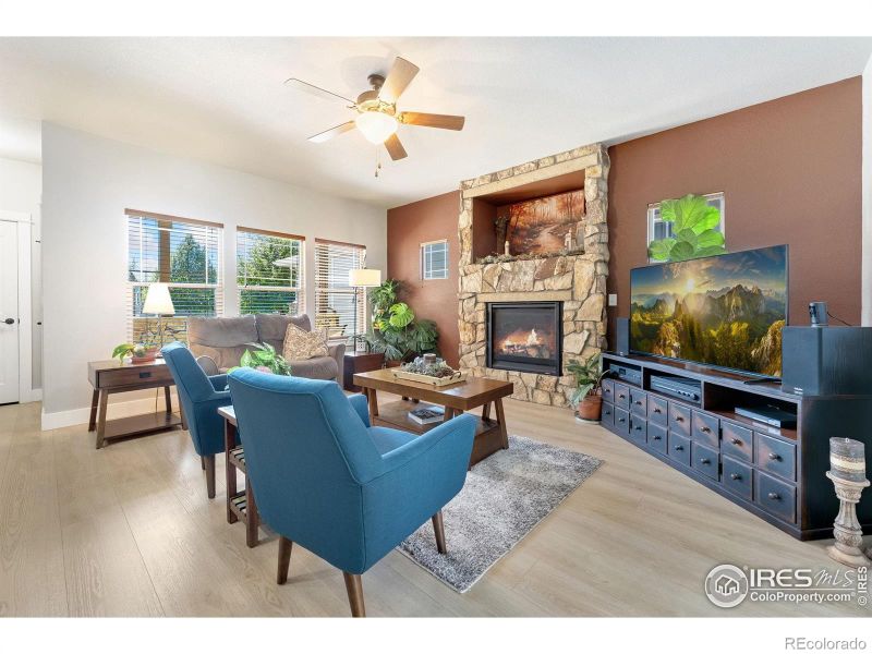 2132 Cocklebur Ln, Fort Collins, CO 80525