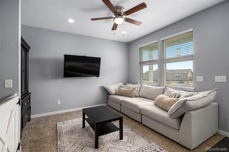 192 S 4 Ave, Deer Trail, CO 80105