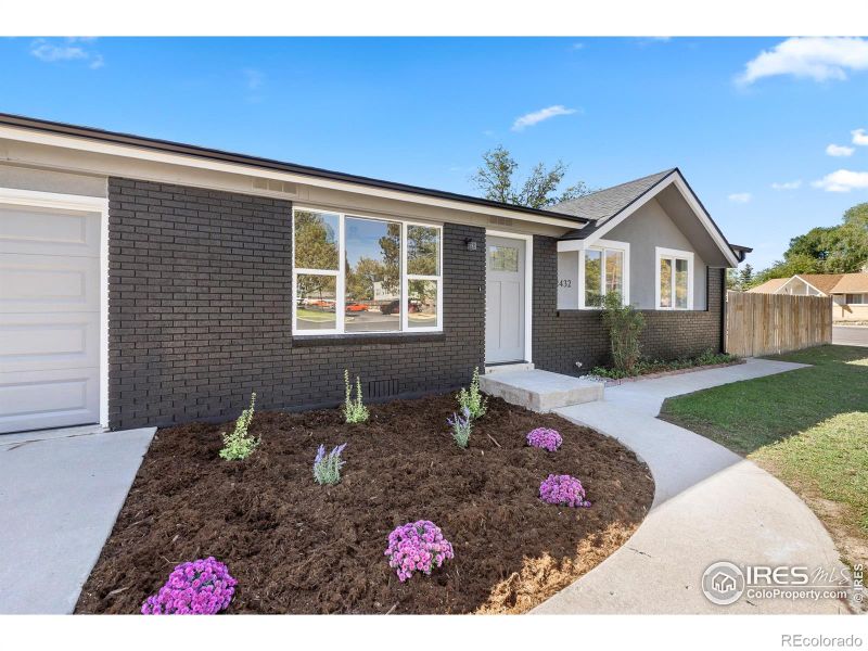 2432 W 24th St, Greeley, CO 80634