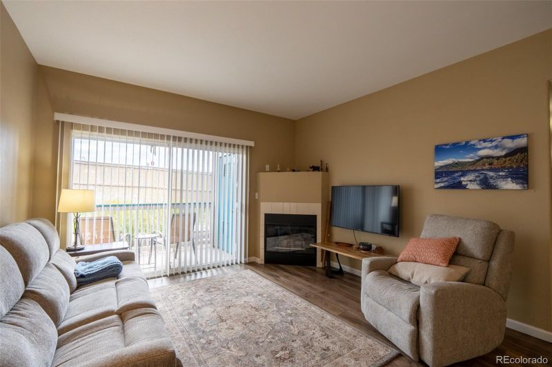 8495 Pebble Creek Way #102, Highlands Ranch, CO 80126