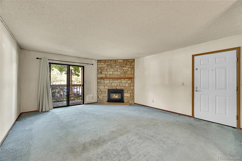 8225 Fairmount Dr #101, Denver, CO 80247