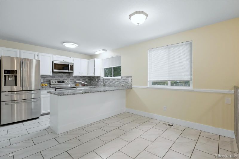4911 E 112th Pl, Thornton, CO 80233