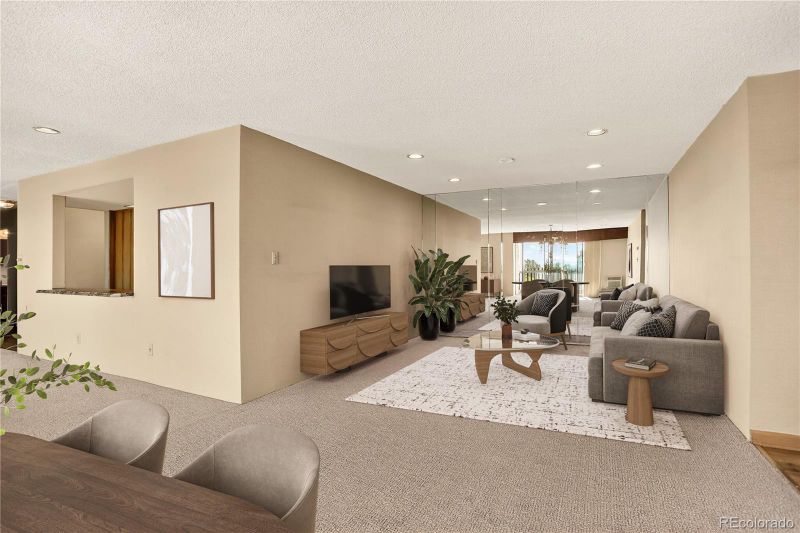 13631 E Marina Dr #608, Aurora, CO 80014