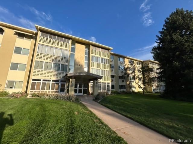 610 S Clinton St #8B, Denver, CO 80247