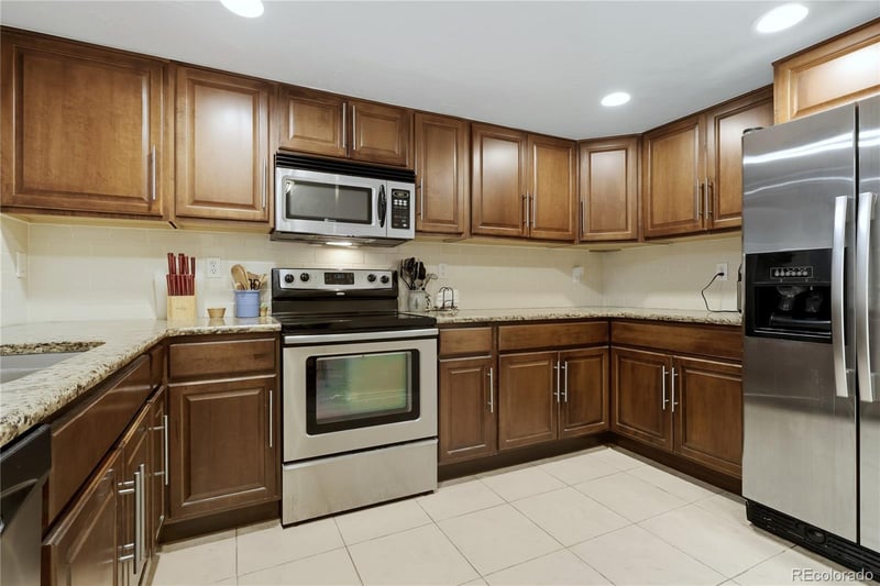 3550 S Harlan St #335, Denver, CO 80235