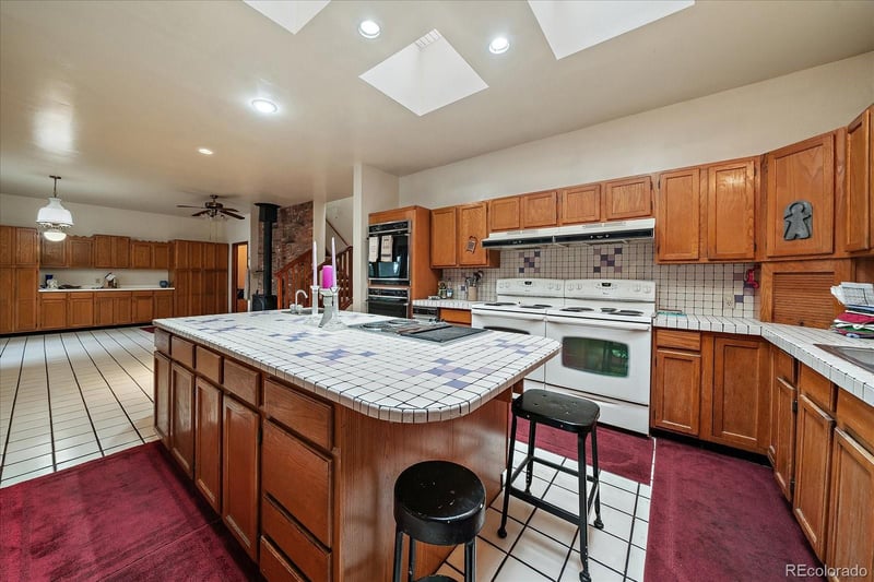 2924 Champa St, Denver, CO 80205