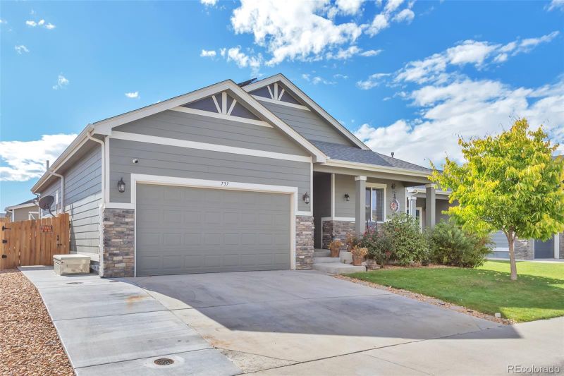737 S Prairie Dr, Milliken, CO 80543