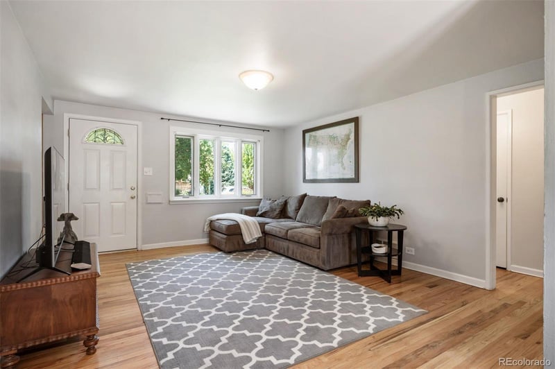 1180 S Adams St, Denver, CO 80210