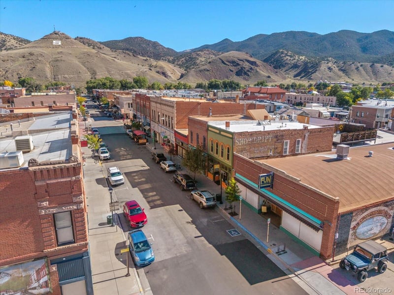 225 F St #C, Salida, CO 81201
