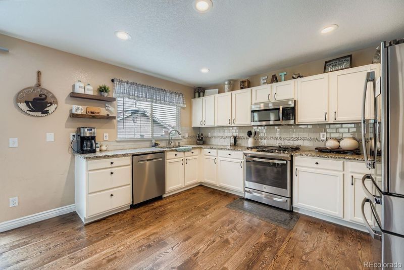 3051 S Espana Way, Aurora, CO 80013