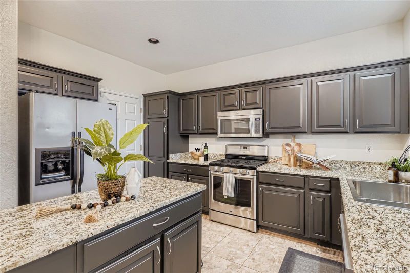 3229 Green Haven Cir, Highlands Ranch, CO 80126