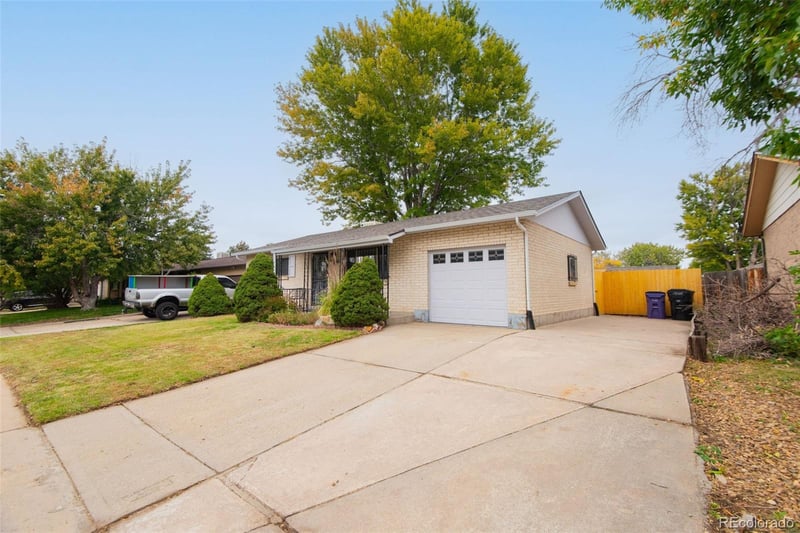 15105 Maxwell Pl, Denver, CO 80239