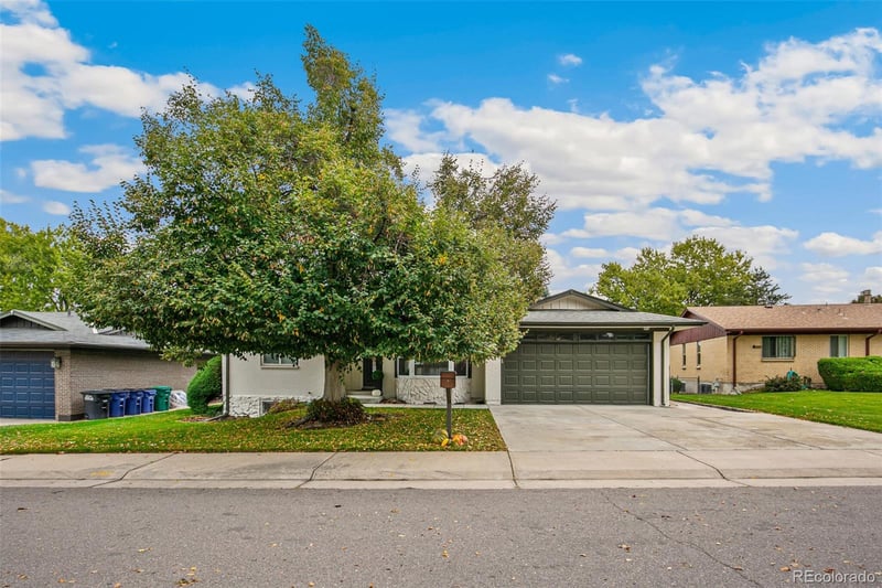 4050 S Vincennes Ct, Denver, CO 80237