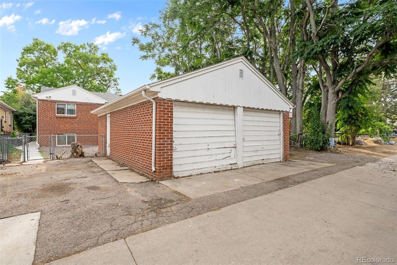 1555-1557 N Tamarac St, Denver, CO 80220