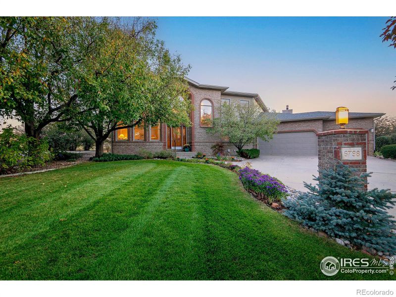 6798 Snead Ct, Longmont, CO 80503