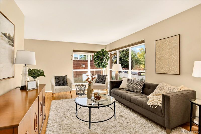 3810 S Fox St, Englewood, CO 80110