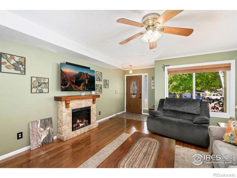 2264 Durango Dr, Loveland, CO 80538