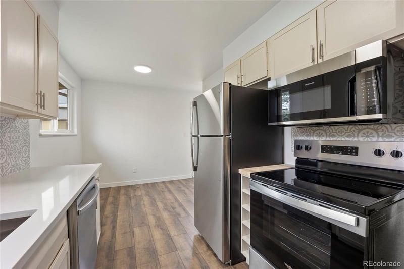 264 Leona Dr, Denver, CO 80221
