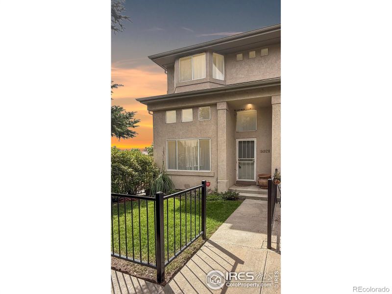 14028 E Temple Dr, Aurora, CO 80015