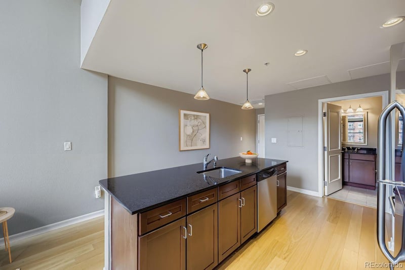 1975 N Grant St #827, Denver, CO 80203