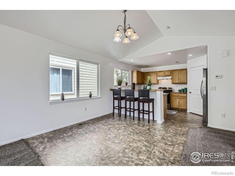 2220 Woodbury Ln, Fort Collins, CO 80524