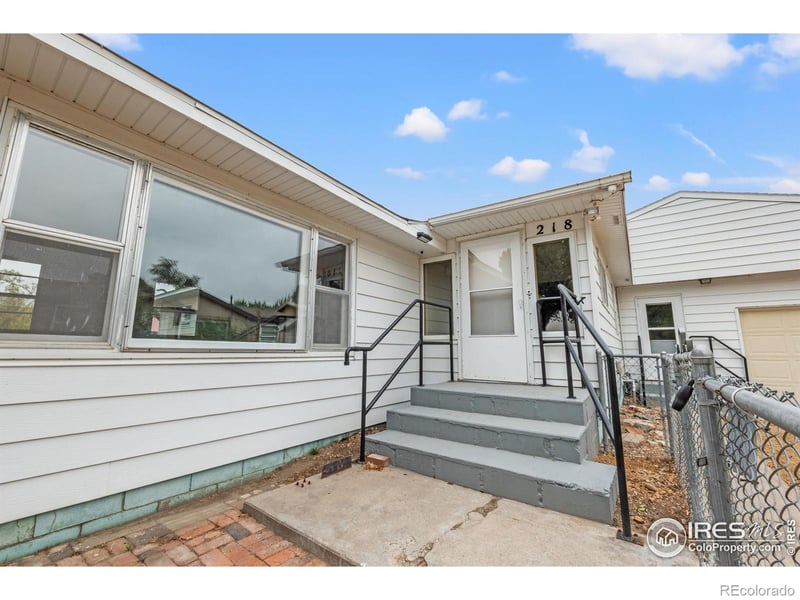 218 Lincoln Ave, Merino, CO 80741