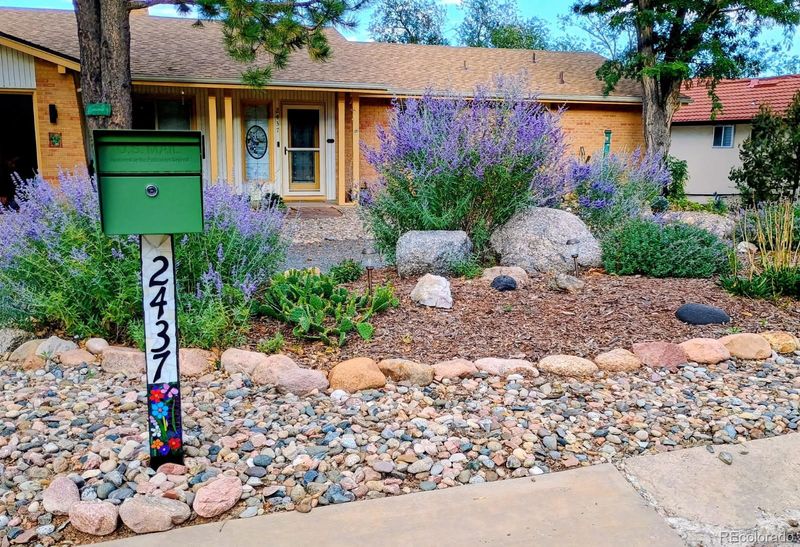 2437 Virgo Dr, Colorado Springs, CO 80906