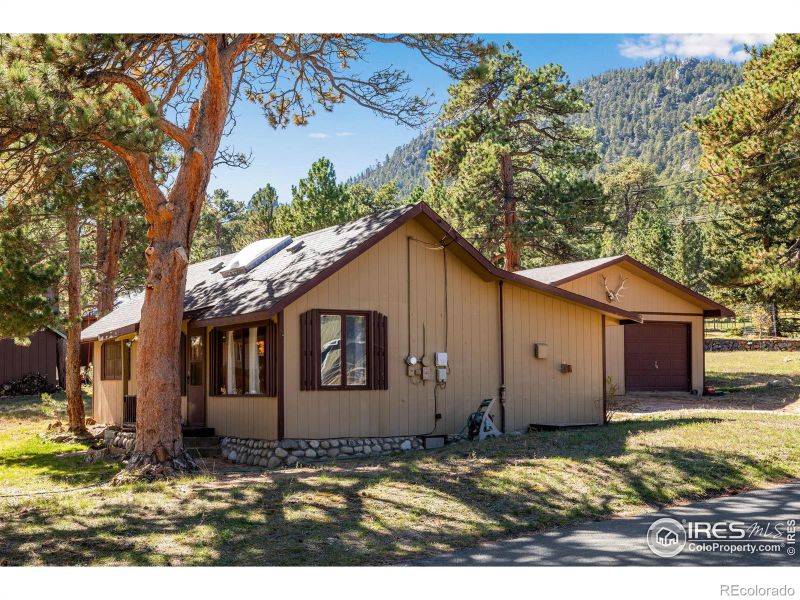 654 Morgan St, Estes Park, CO 80517